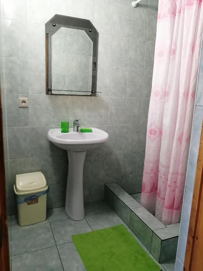 Мини-Отель На Агрба 22А Pizunda Exterior photo